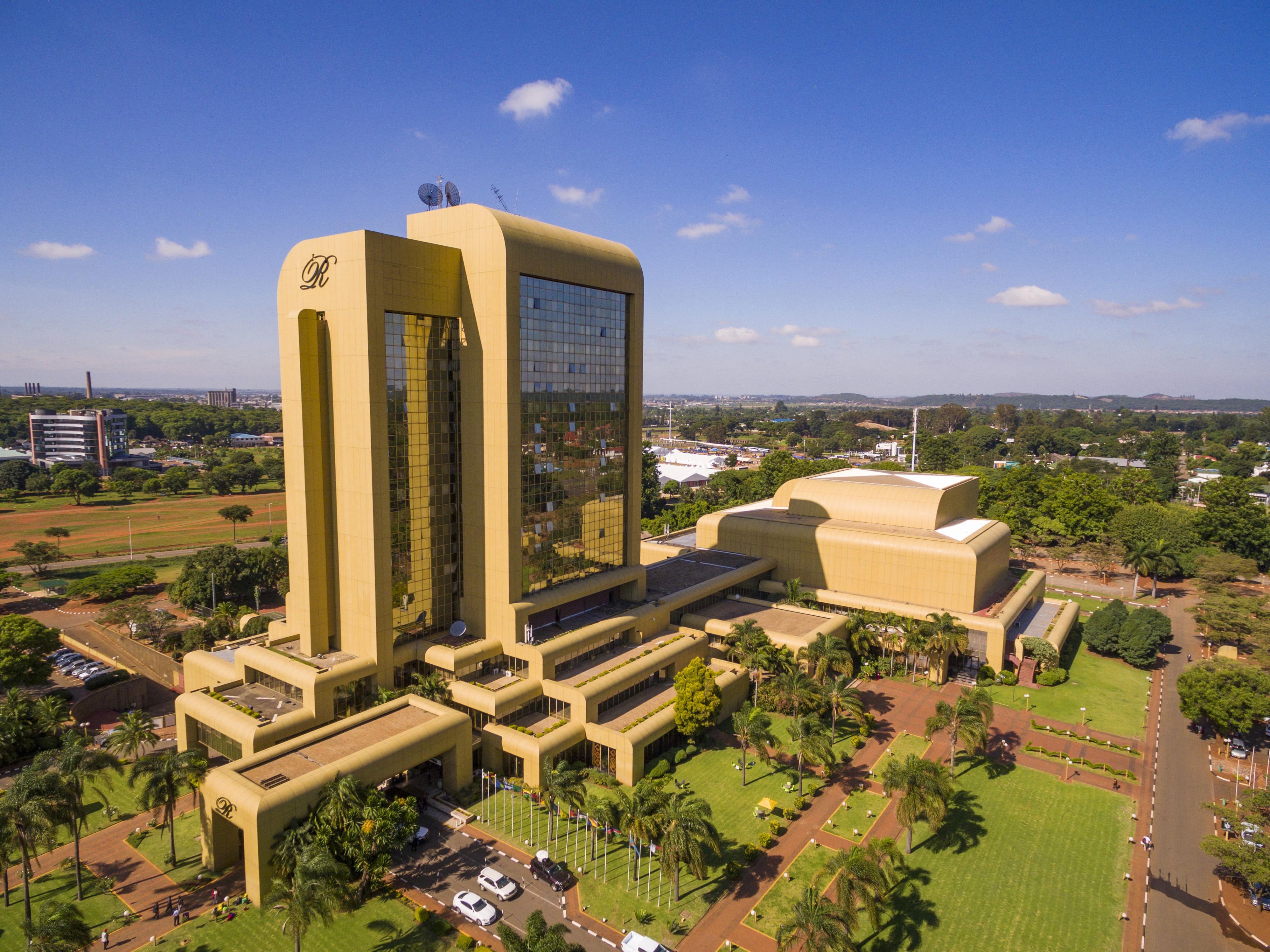 Rainbow Towers Hotel & Conference Centre Harare Esterno foto